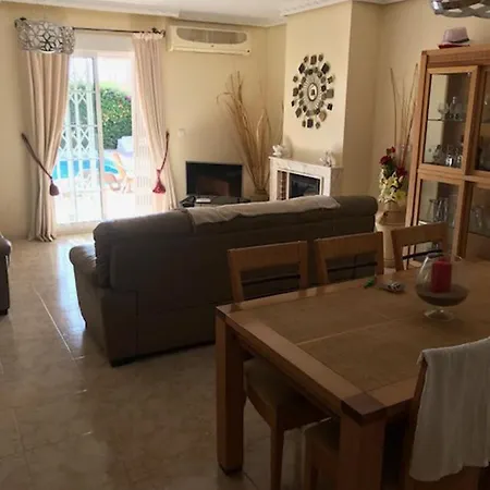 Inviting 4-bed In