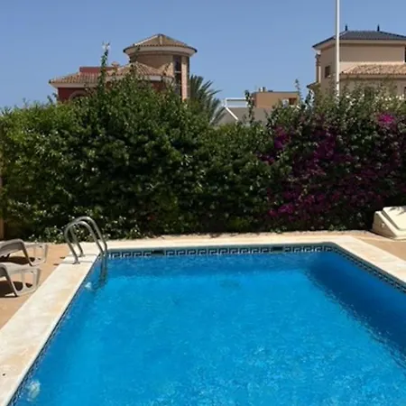 Villa Inviting 4-bed In