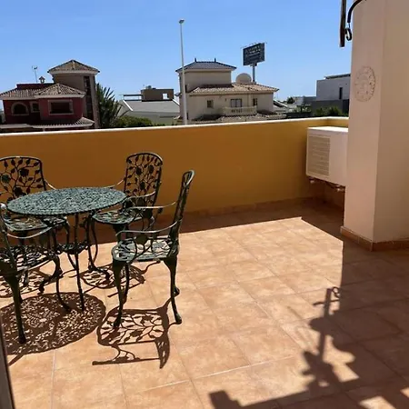 Villa Inviting 4-bed In